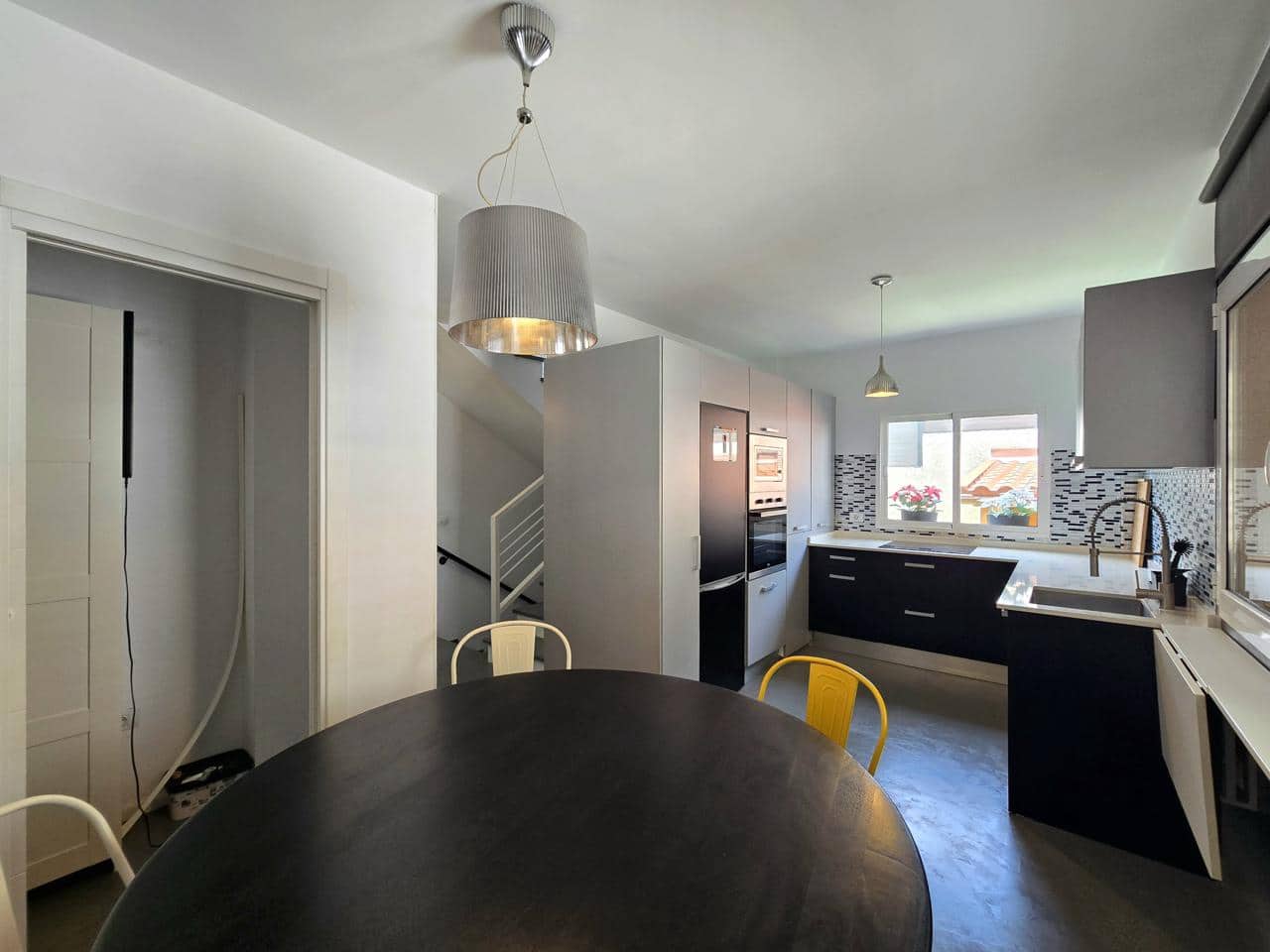 Chalet de 4 habitaciones en Las Palmas de Gran Canaria en venta con piscina garaje - 475.000 € (Ref: 9937121)
