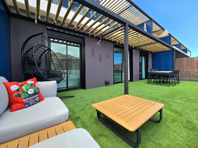 Appartement de 2 chambres à louer à Puerto Rico, Mogán avec piscine garage - 1 700 € (Ref: 9939252)