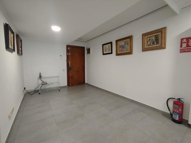Bureau de 2 chambres à louer à Playa del Inglés, San Bartolomé de Tirajana - 1 250 € (Ref: 9941190)