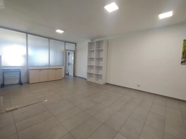 Bureau de 2 chambres à louer à Playa del Inglés, San Bartolomé de Tirajana - 1 250 € (Ref: 9941190)