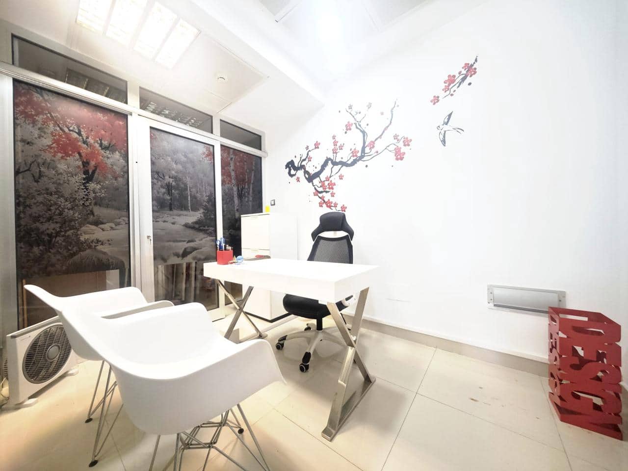 4 bedroom Business for rent in Playa del Ingles - € 2,600 (Ref: 9956326)