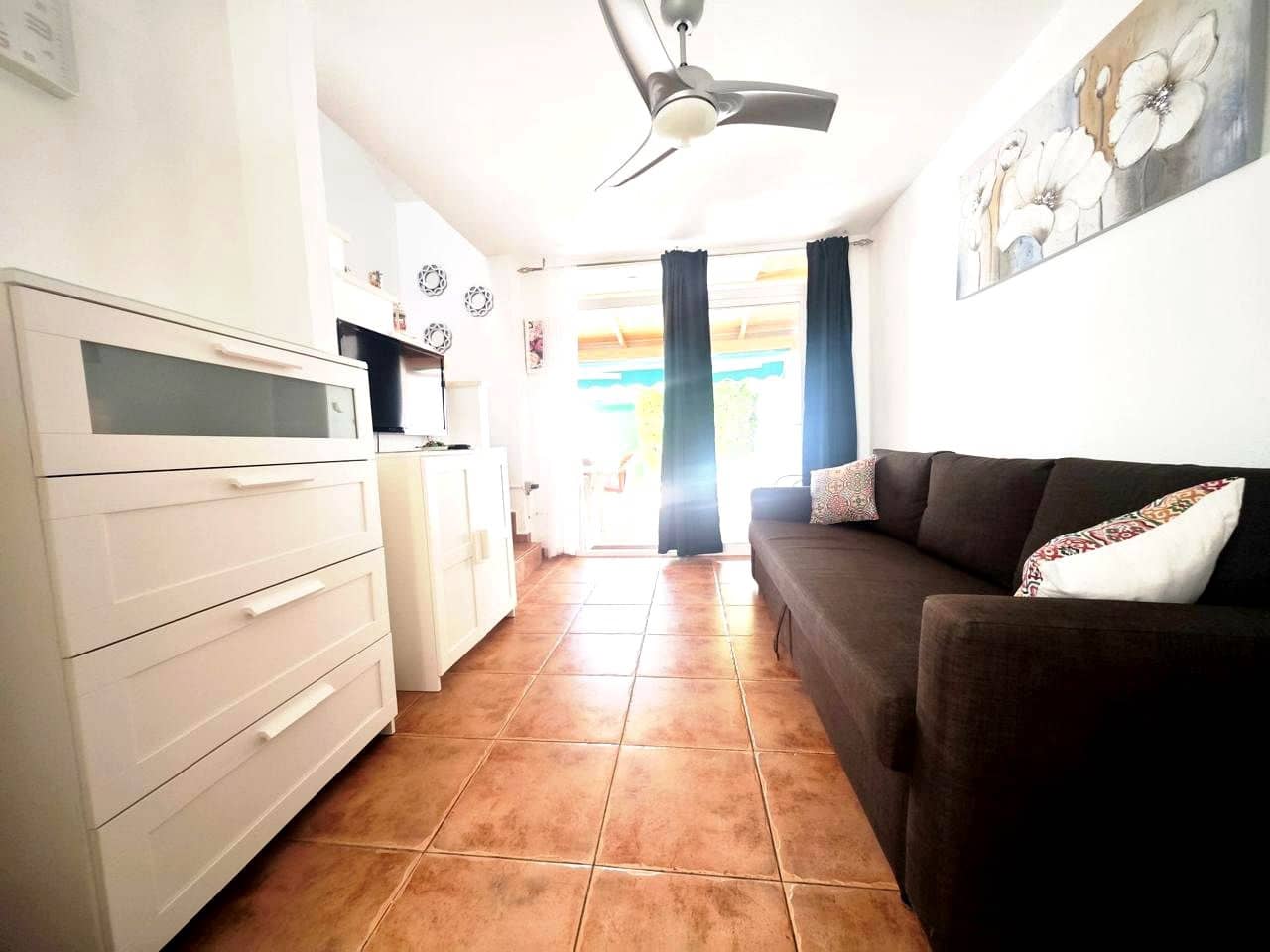 1 bedroom Flat for rent in Sonneland with pool - € 1,250 (Ref: 9956502)