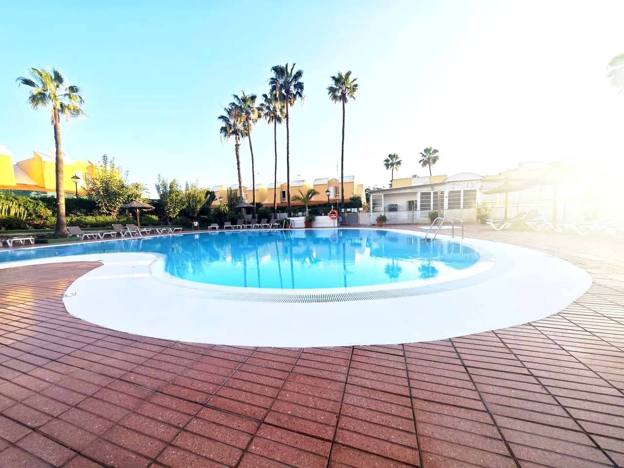 1 bedroom Flat for rent in Sonneland with pool - € 1,250 (Ref: 9956502)