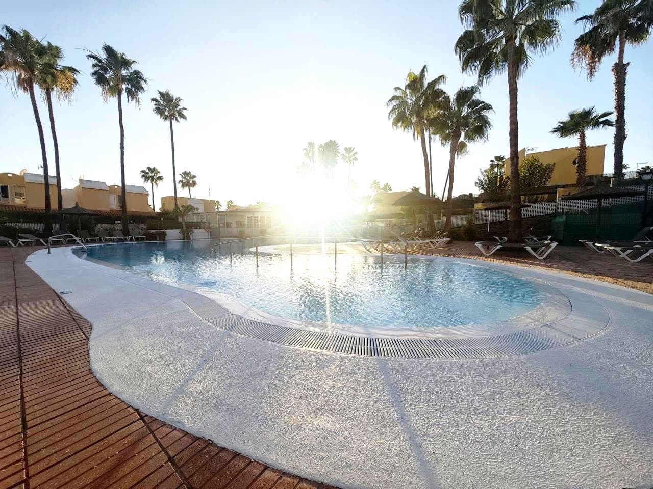 1 bedroom Flat for rent in Sonneland with pool - € 1,250 (Ref: 9956502)