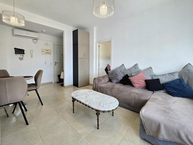 2 camera da letto Appartamento da affittare in Vecindario, Santa Lucía de Tirajana - 1.000 € (Rif: 9958726)