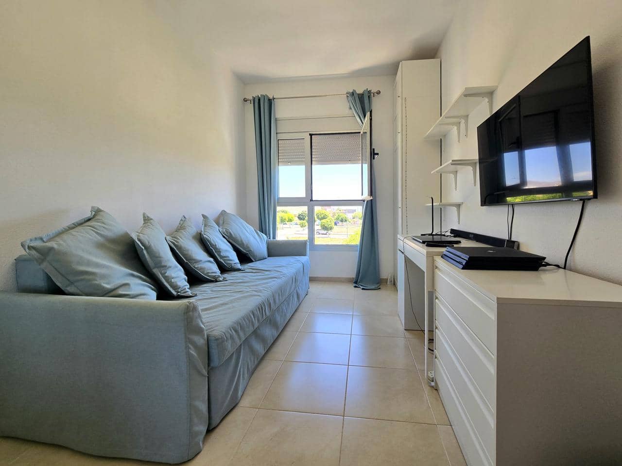 2 bedroom Flat for rent in Vecindario - € 1,000 (Ref: 9958726)