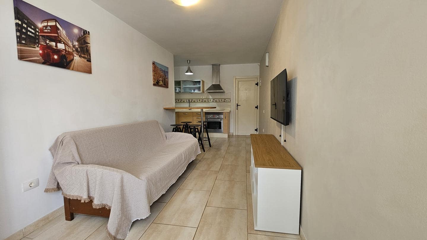 2 bedroom Flat for rent in Playa del Ingles with pool - € 1,500 (Ref: 9958727)