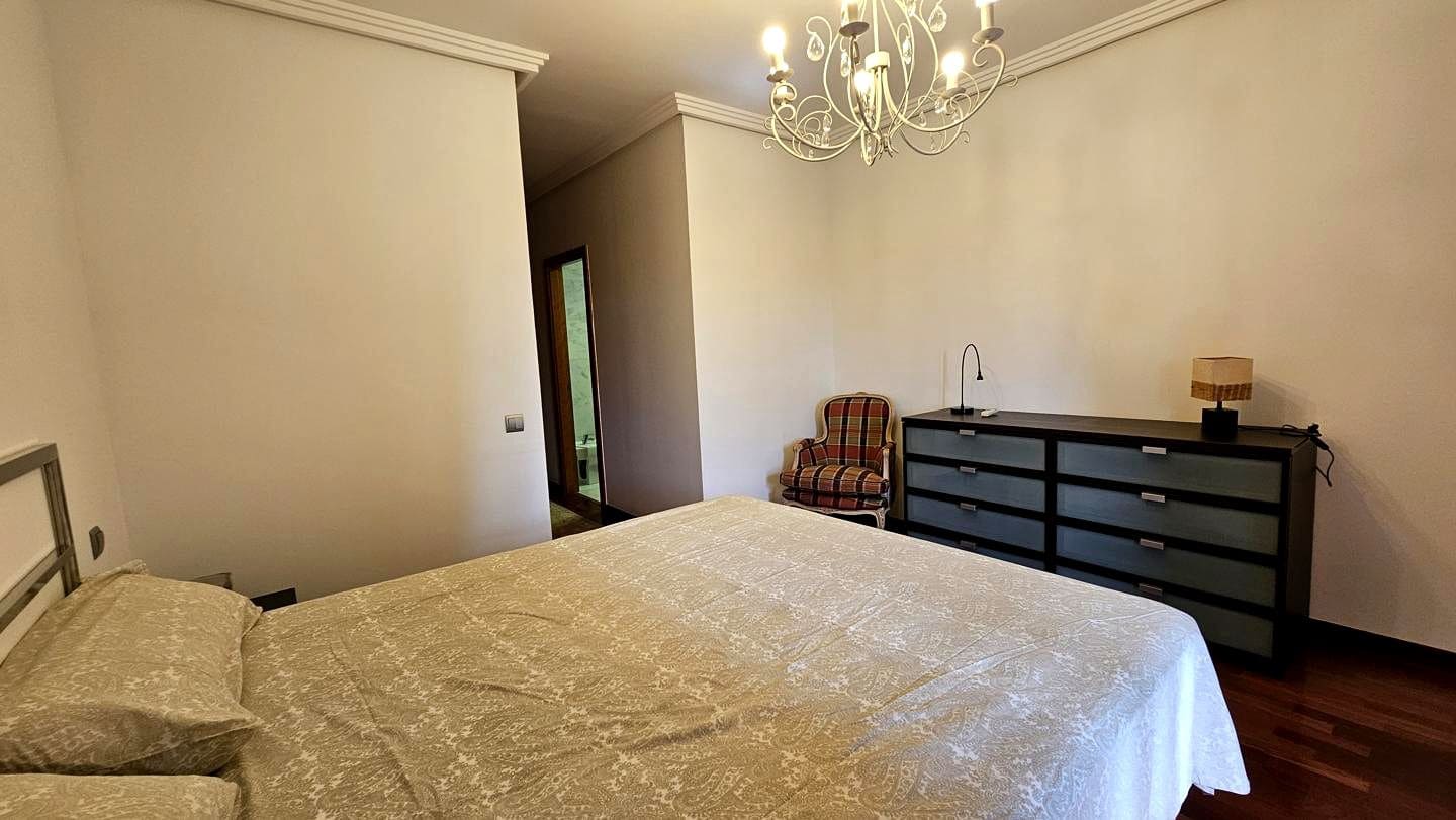 3 makuuhuone Asunto vuokrattavana paikassa Las Palmas de Gran Canaria mukana 
autotalli - 2 000 € (Ref: 9964544)