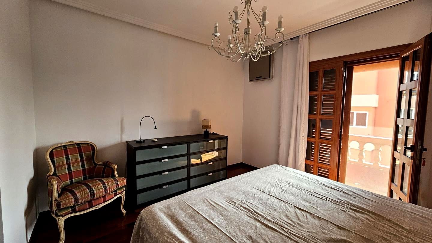 3 makuuhuone Asunto vuokrattavana paikassa Las Palmas de Gran Canaria mukana 
autotalli - 2 000 € (Ref: 9964544)