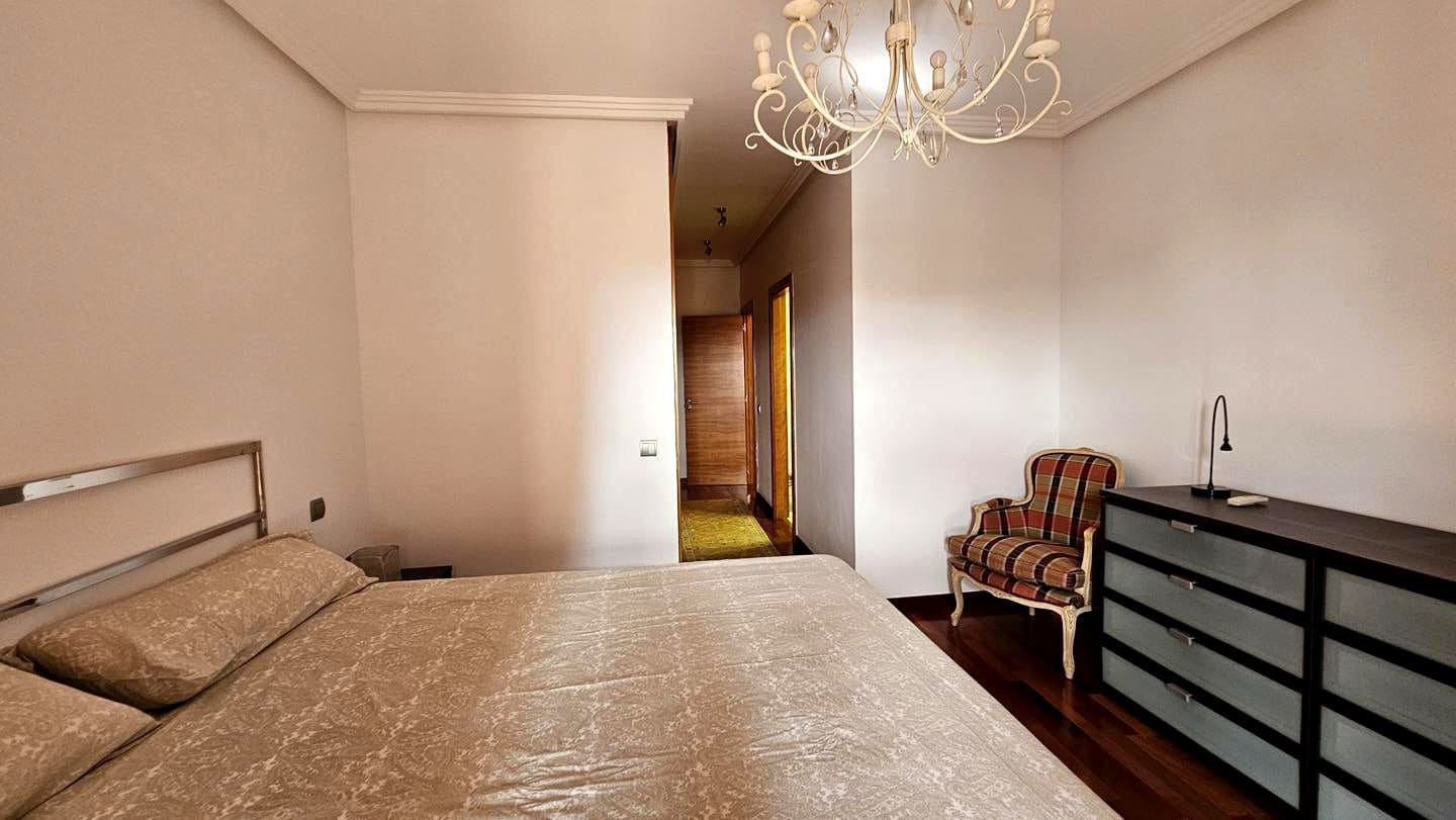 3 makuuhuone Asunto vuokrattavana paikassa Las Palmas de Gran Canaria mukana 
autotalli - 2 000 € (Ref: 9964544)