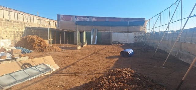 Ubebygd land til salgs i Telde - € 35 000 (Ref: 9977965)
