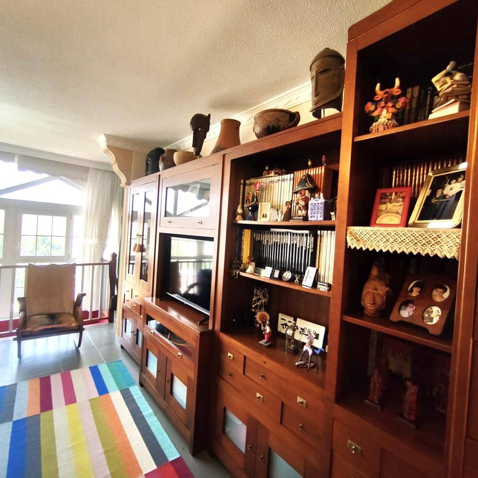3 bedroom Villa for rent in Arguineguin with garage - € 2,000 (Ref: 9978058)
