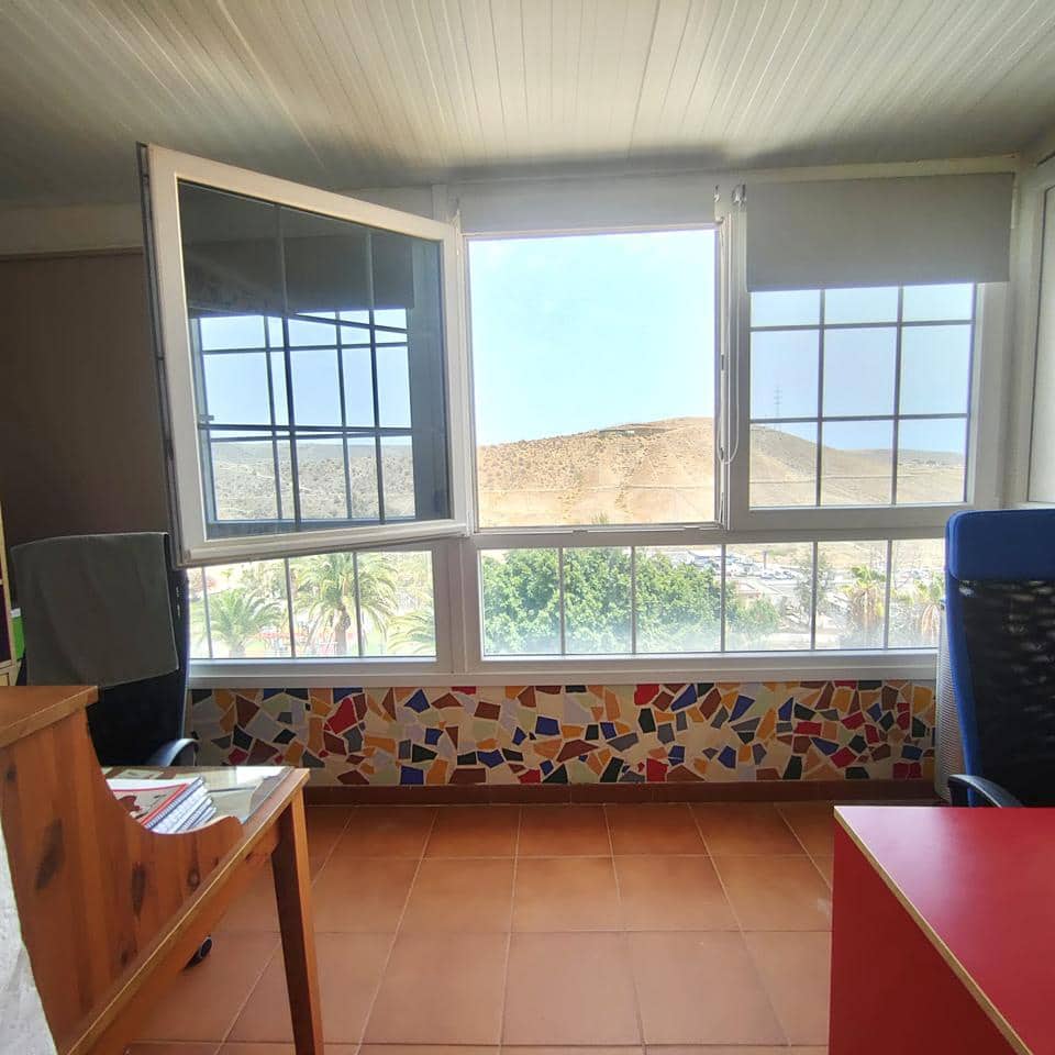 3 bedroom Villa for rent in Arguineguin with garage - € 2,000 (Ref: 9978058)