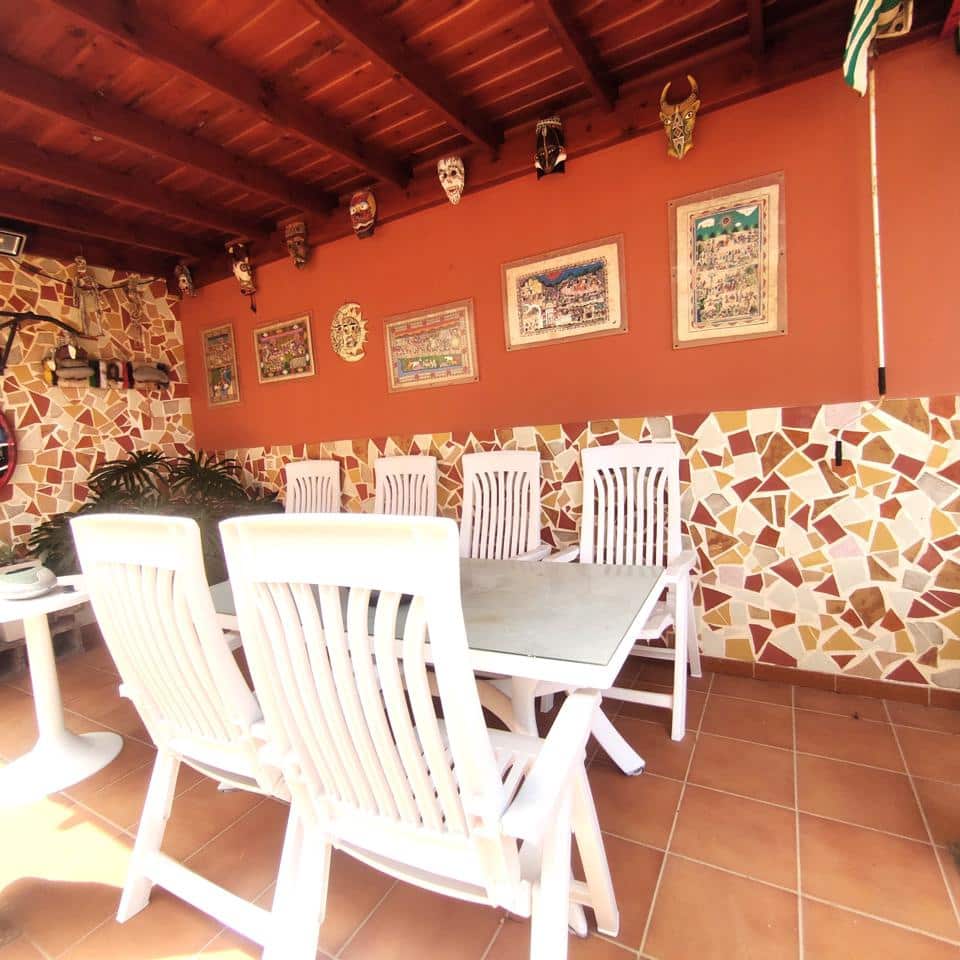 3 bedroom Villa for rent in Arguineguin with garage - € 2,000 (Ref: 9978058)