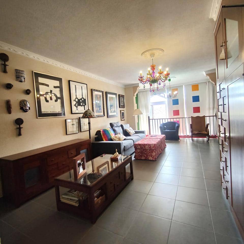 3 soveværelse Villa til leje i Arguineguin med garage - € 1.700 (Ref: 9978058)