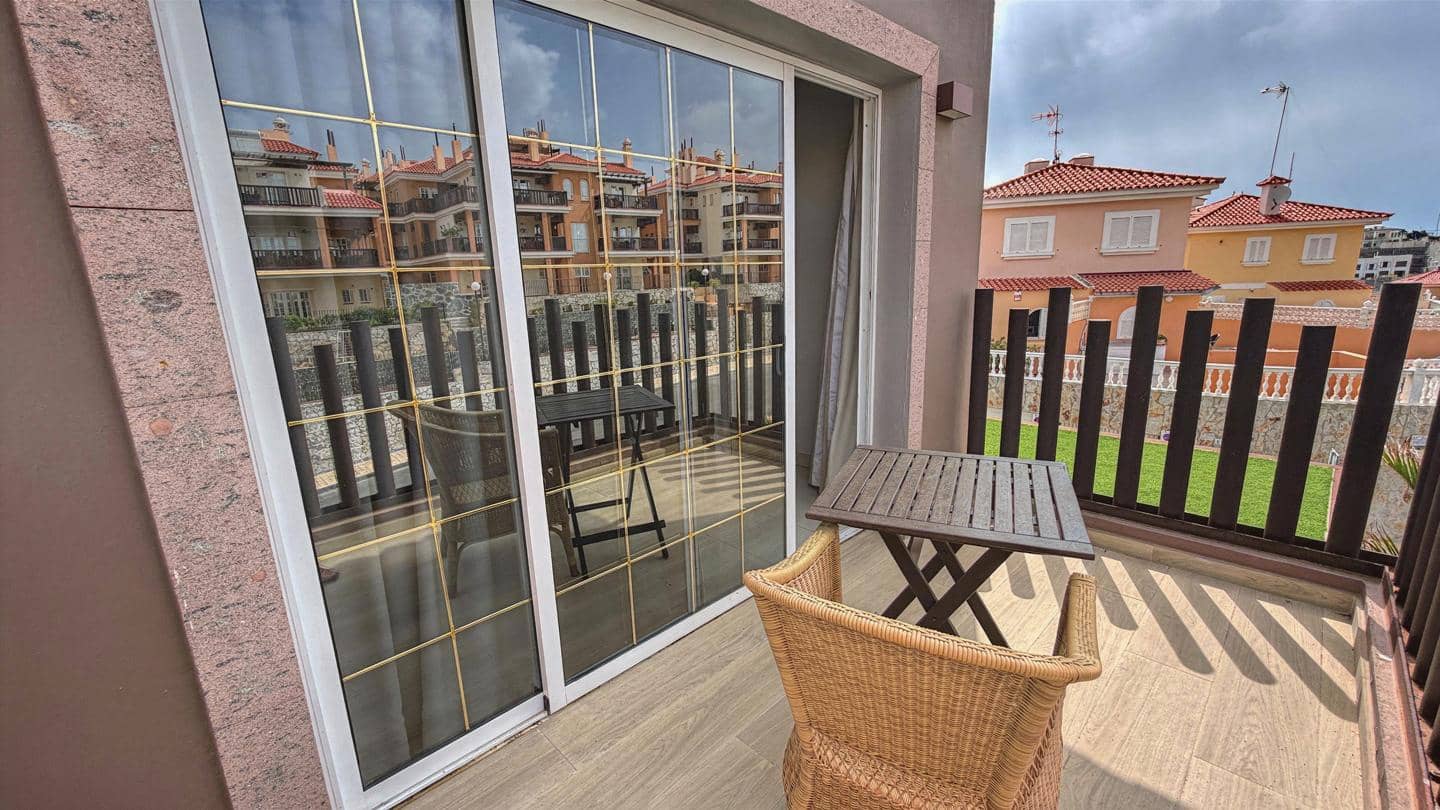 3 soverom Villa til salgs i Arguineguin med svømmebasseng garasje - € 1 200 000 (Ref: 9979222)