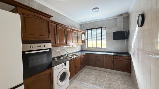 3 soverom Leilighet til leie i San Fernando, Moya med garasje - € 1 350 (Ref: 9983161)