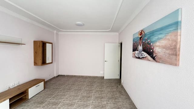 3 soverom Leilighet til leie i San Fernando, Moya med garasje - € 1 350 (Ref: 9983161)