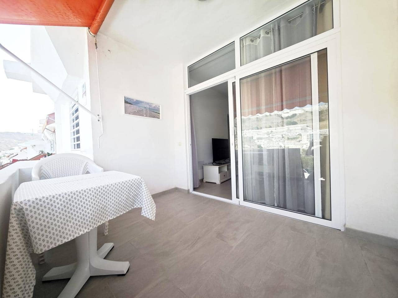 Piso de 2 habitaciones en Puerto Rico en alquiler con piscina - 1.350 € (Ref: 9983162)