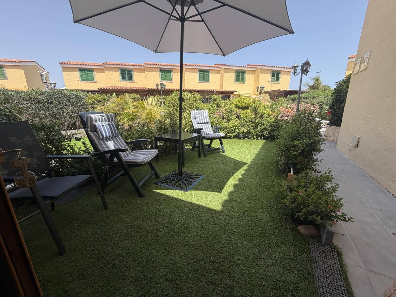 1 quarto Apartamento para arrendar em Maspalomas com piscina - 1 300 € (Ref: 9993636)