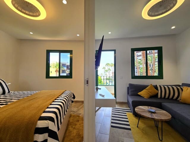 1 soveværelse Lejlighed til leje i Playa del Inglés, San Bartolomé de Tirajana med swimmingpool - € 1.300 (Ref: 9993637)