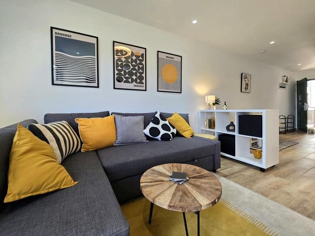 1 soveværelse Lejlighed til leje i Playa del Inglés, San Bartolomé de Tirajana med swimmingpool - € 1.300 (Ref: 9993637)