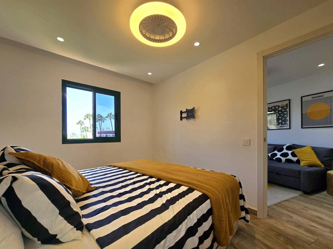 1 soveværelse Lejlighed til leje i Playa del Ingles med swimmingpool - € 1.300 (Ref: 9993637)