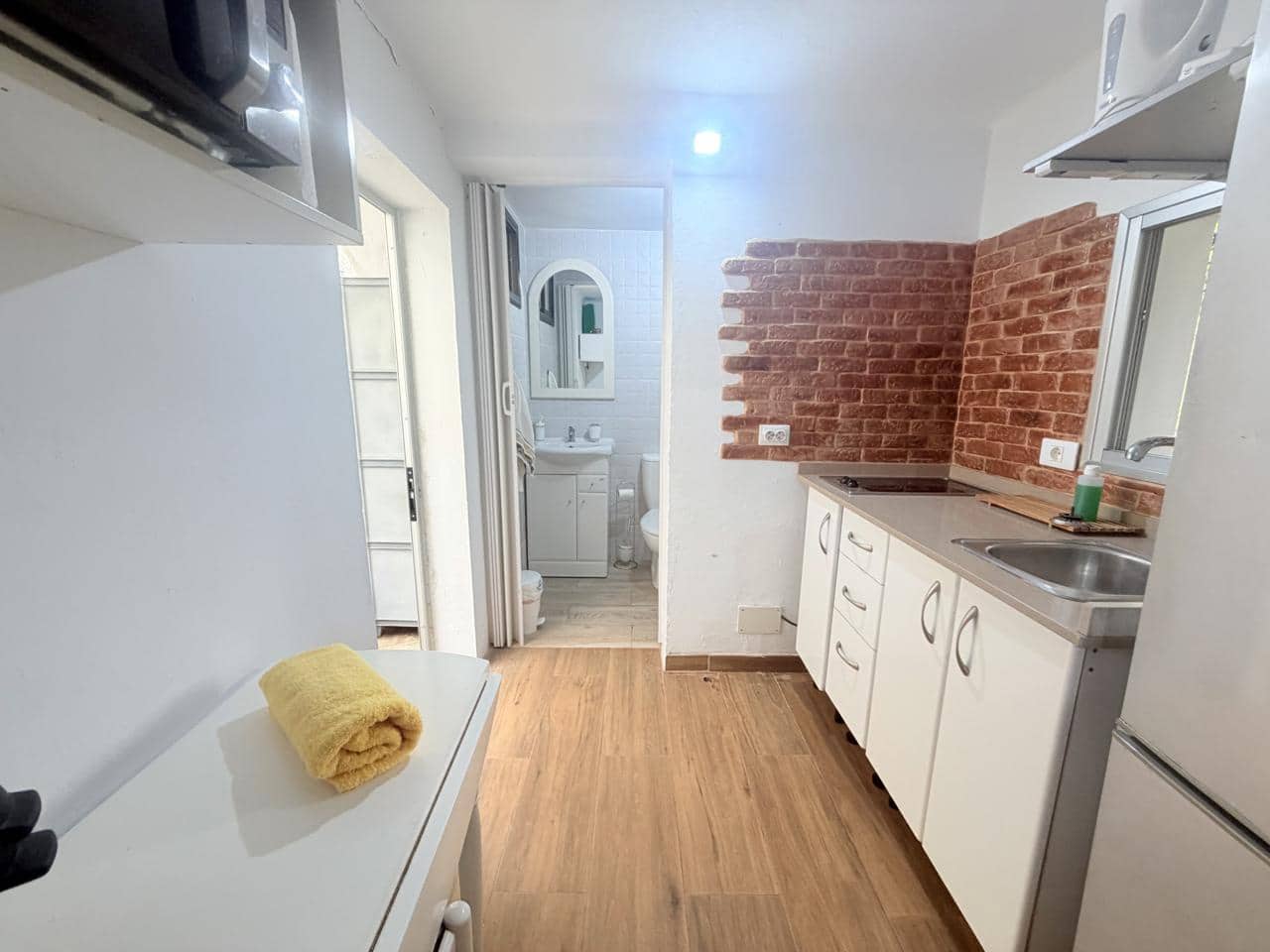 1 slaapkamer Villa te huur in Firgas met garage - € 1.000 (Ref: 9997713)