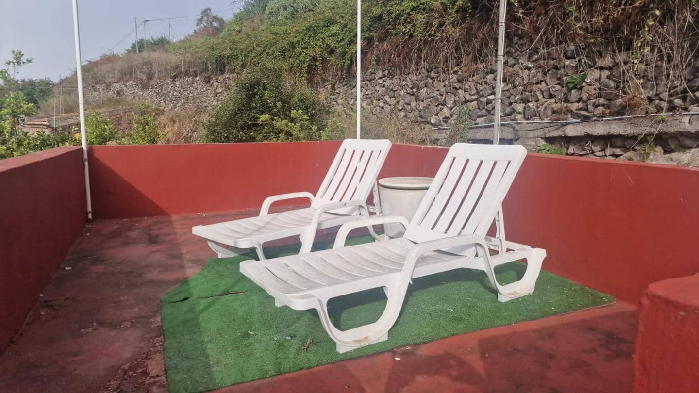1 slaapkamer Villa te huur in Firgas met garage - € 1.000 (Ref: 9997713)