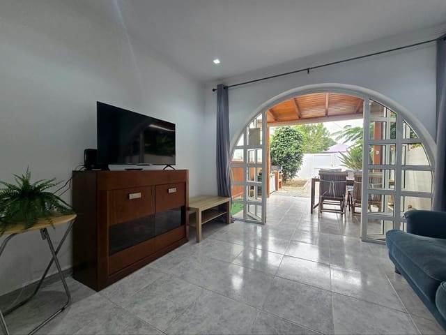 1 makuuhuone Asunto vuokrattavana paikassa Sonneland, San Bartolomé de Tirajana mukana uima-altaan - 1 500 € (Ref: 9999492)