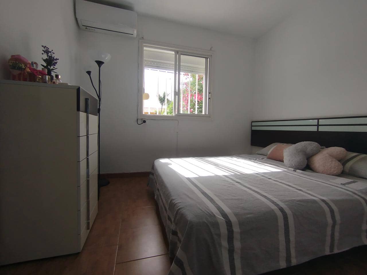 2 camera da letto Bungalow da affittare in Sonneland con piscina - 1.300 € (Rif: 9999493)