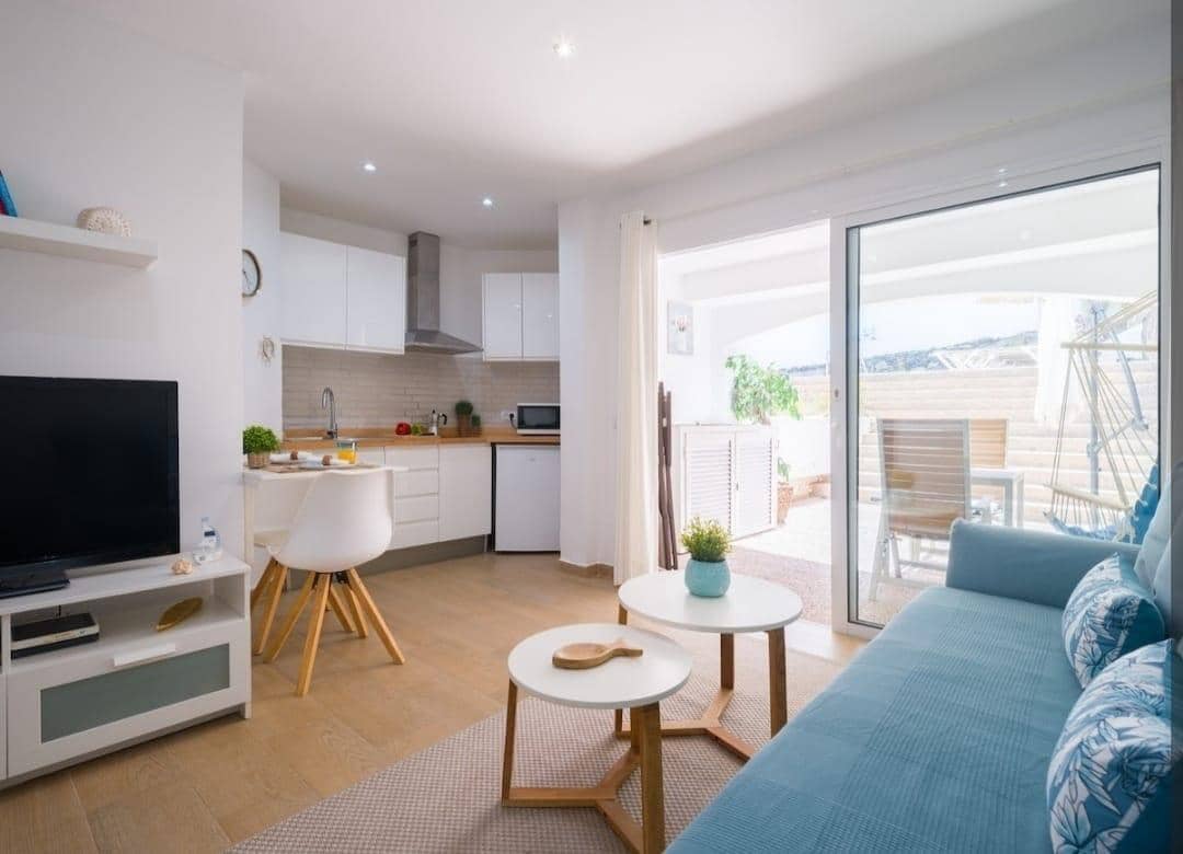 1 quarto Apartamento para arrendar em San Agustin com piscina - 1 100 € (Ref: 9999494)