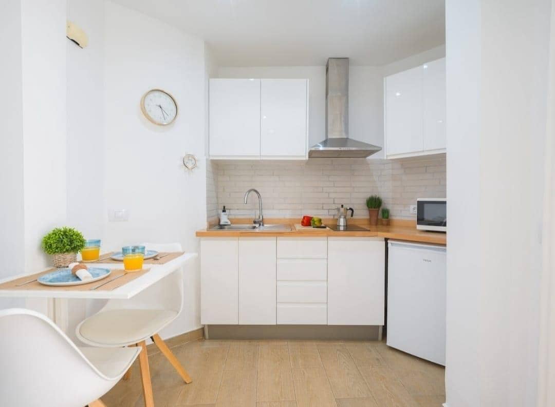 1 quarto Apartamento para arrendar em San Agustin com piscina - 1 100 € (Ref: 9999494)