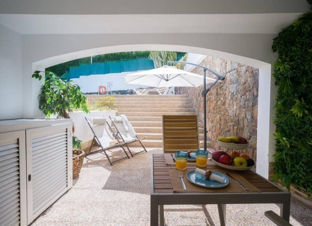1 quarto Apartamento para arrendar em San Agustin com piscina - 1 100 € (Ref: 9999494)