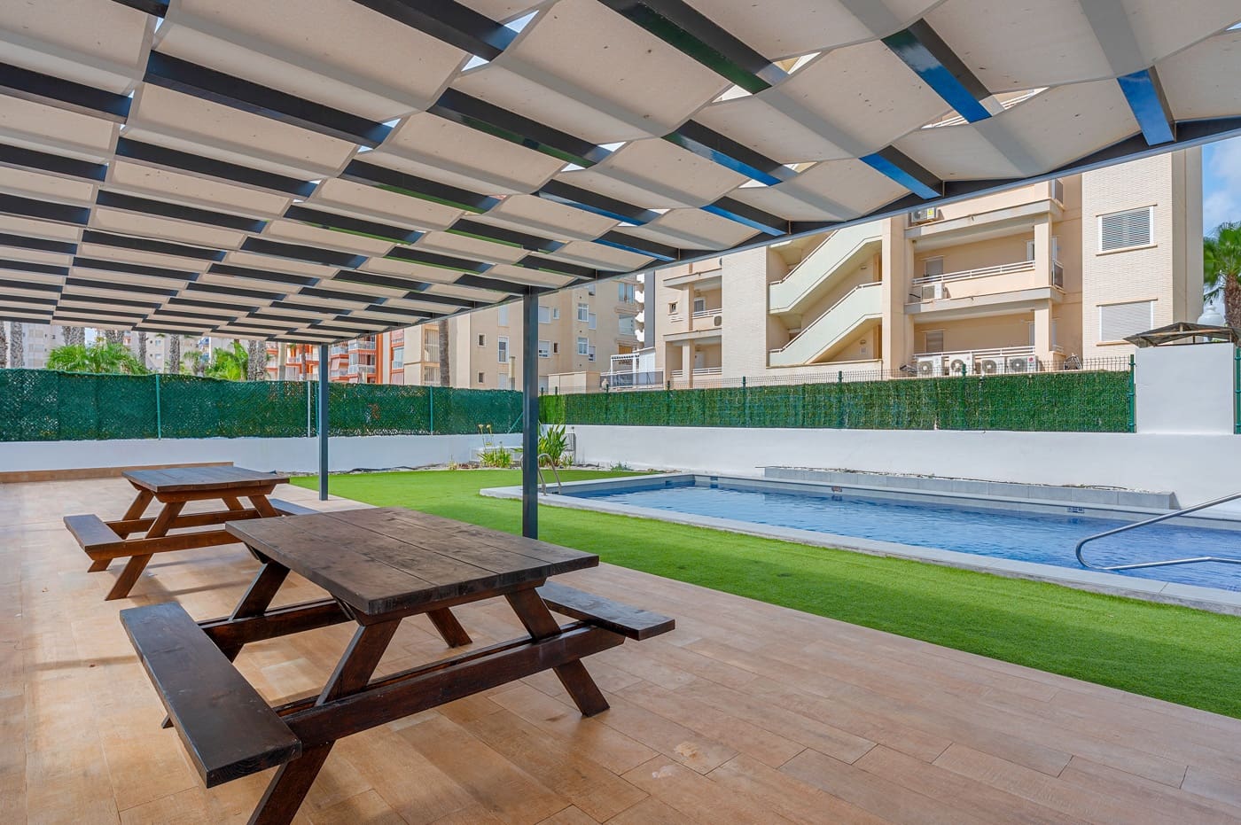 3 soveværelse Lejlighed til salg i Guardamar del Segura med swimmingpool garage - € 379.000 (Ref: 10017193)