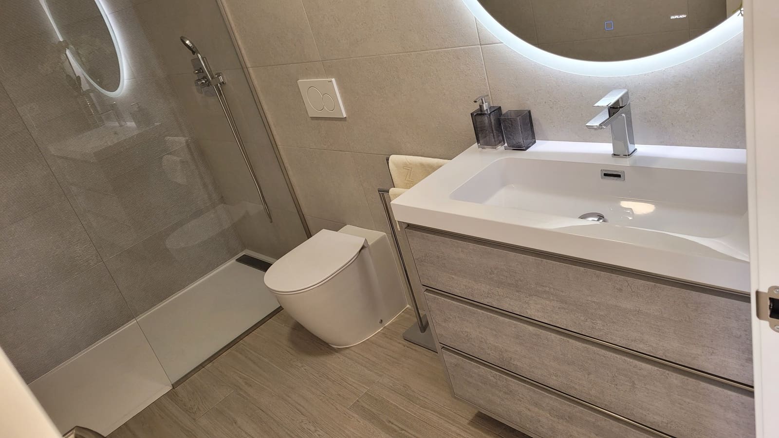 3 makuuhuone Huoneisto myytävänä paikassa Guardamar del Segura mukana uima-altaan - 344 900 € (Ref: 10017194)