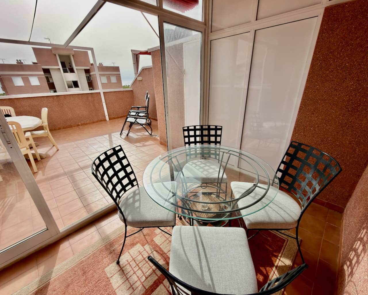 2 bedroom Apartment for sale in Guardamar del Segura with pool - € 225,000 (Ref: 10033555)