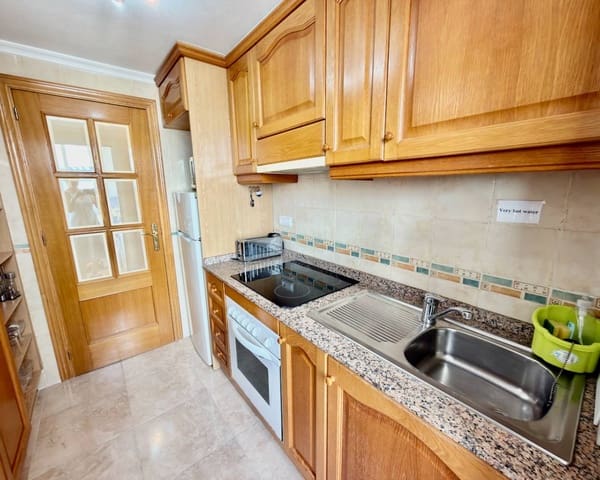 2 bedroom Apartment for sale in Puerto Deportivo, Guardamar del Segura with pool - € 225,000 (Ref: 10033555)