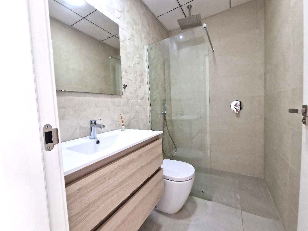 5 bedroom Villa for sale in Rojales with pool - € 450,000 (Ref: 10121072)