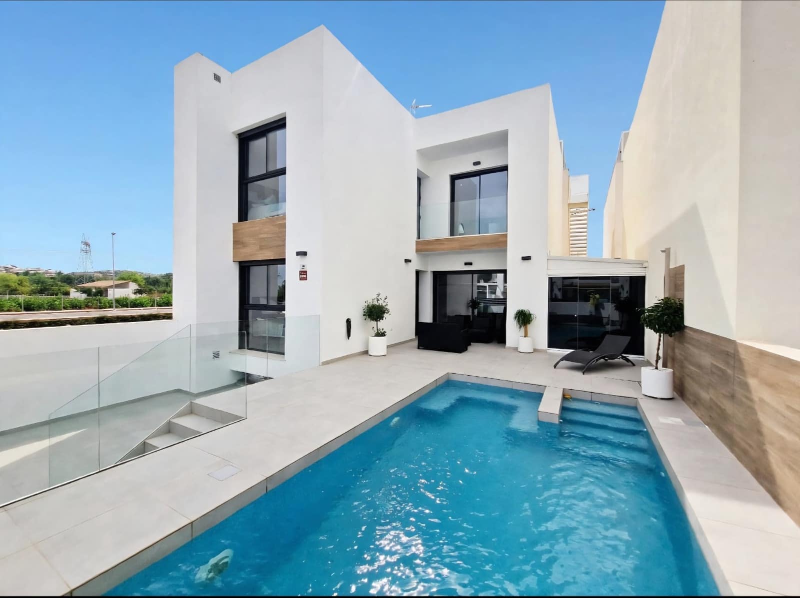 5 bedroom Villa for sale in Rojales with pool - € 450,000 (Ref: 10121072)