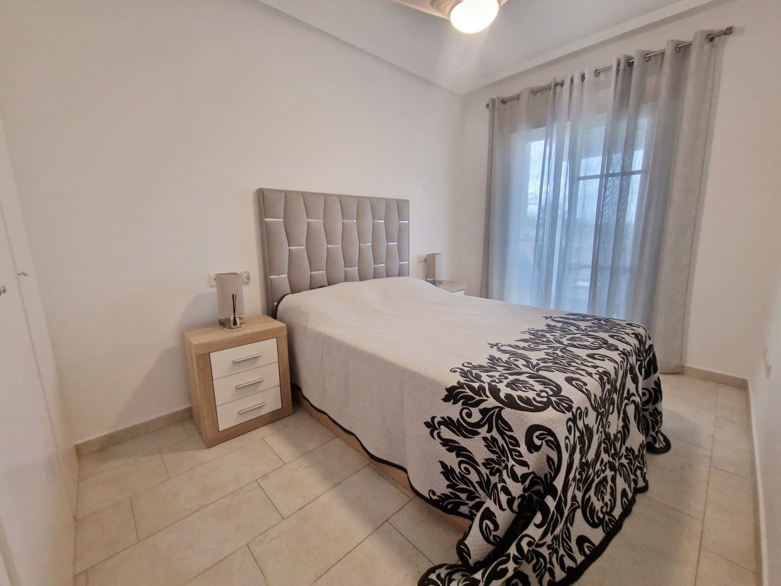 3 soveværelse Lejlighed til salg i Guardamar del Segura med swimmingpool garage - € 225.000 (Ref: 10158365)