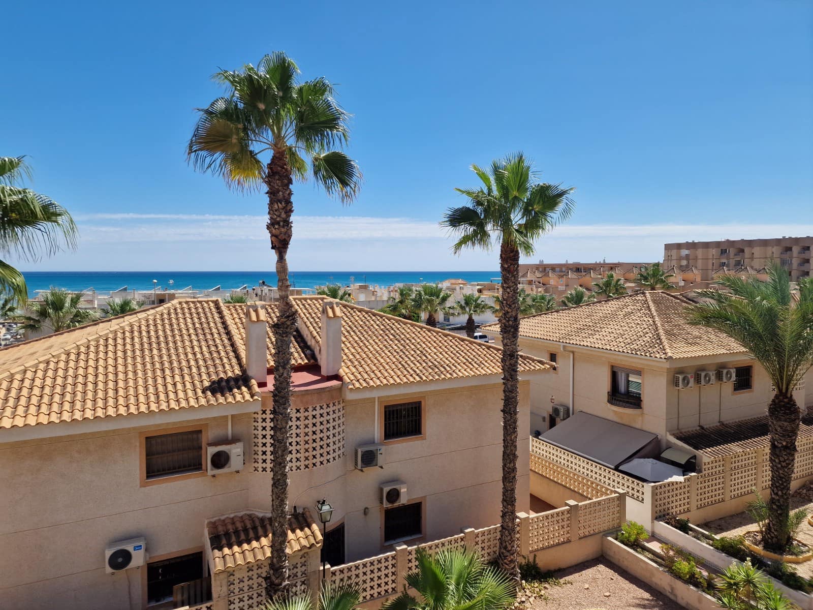 Apartamento de 3 habitaciones en Guardamar del Segura en venta con piscina - 280.000 € (Ref: 6039053)