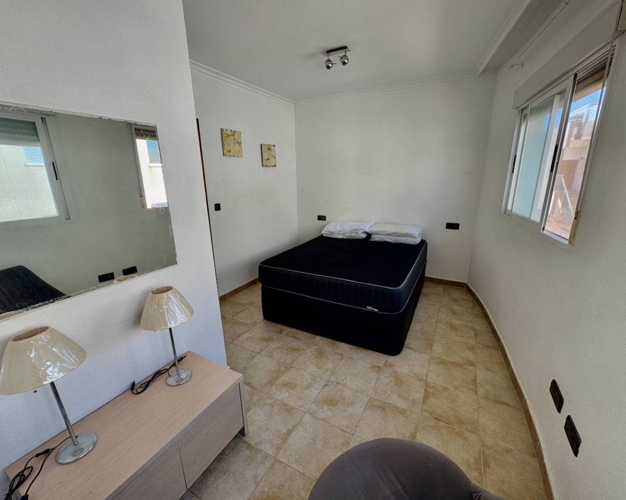 4 slaapkamer Villa te koop in Guardamar del Segura met zwembad - € 199.995 (Ref: 7325717)