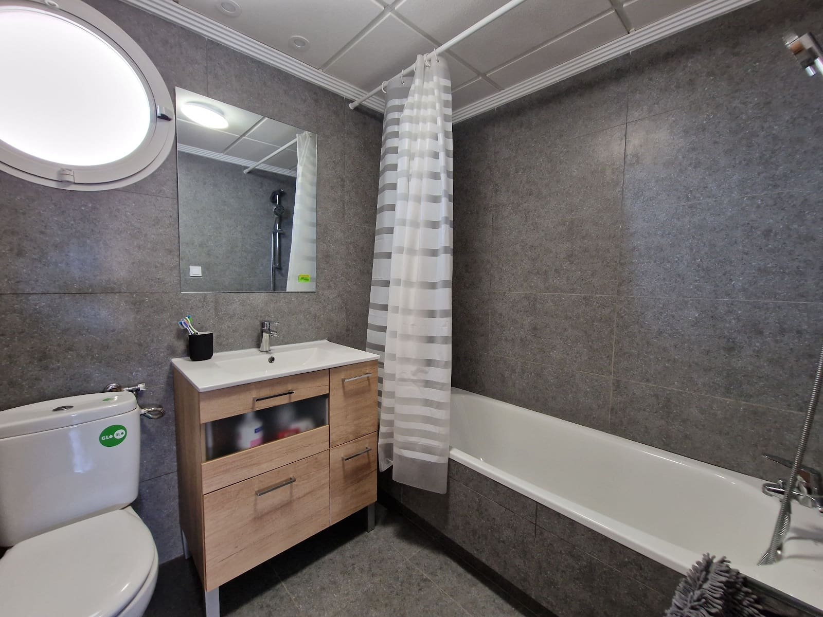 2 slaapkamer Appartement te koop in Guardamar del Segura met zwembad - € 235.000 (Ref: 7681399)