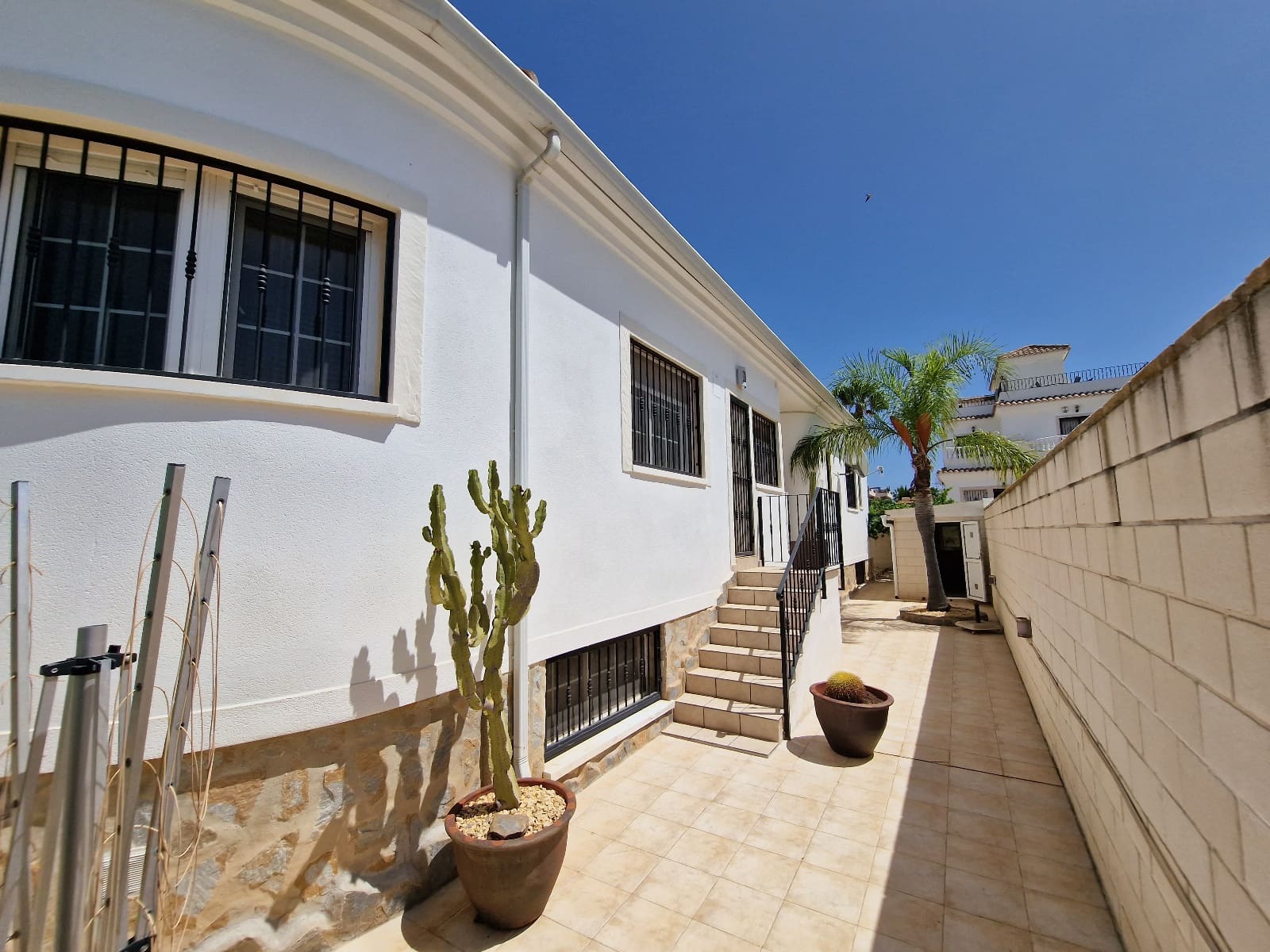 4 soveværelse Villa til salg i San Fulgencio med swimmingpool - € 549.000 (Ref: 7736920)