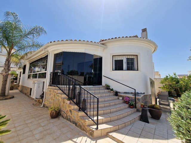 4 soveværelse Villa til salg i San Fulgencio med swimmingpool - € 549.000 (Ref: 7736920)