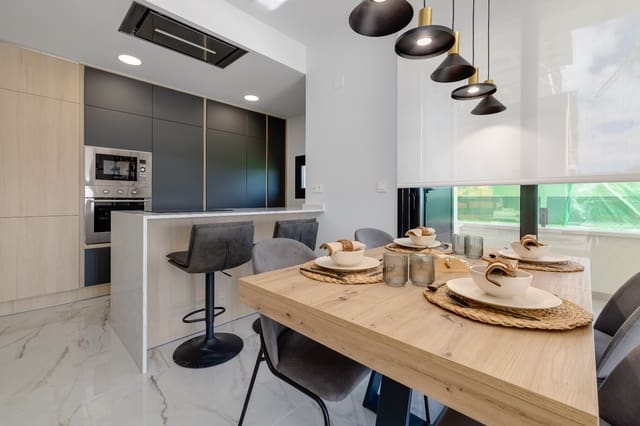 2 makuuhuone Kattohuoneisto myytävänä paikassa Guardamar del Segura mukana uima-altaan - 449 000 € (Ref: 8174450)