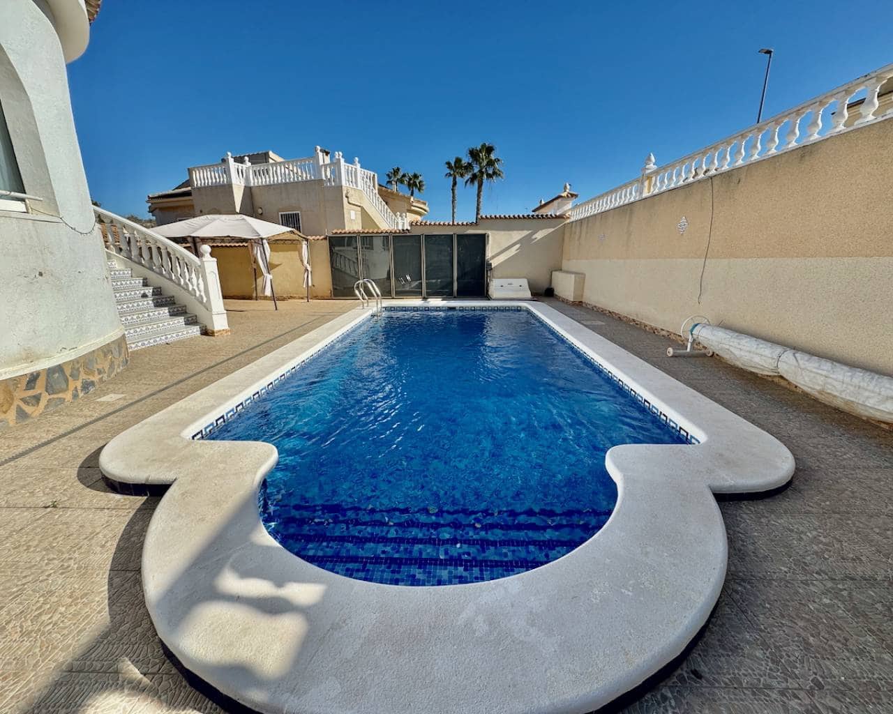 4 bedroom Villa for sale in Ciudad Quesada with pool - € 375,000 (Ref: 8745692)