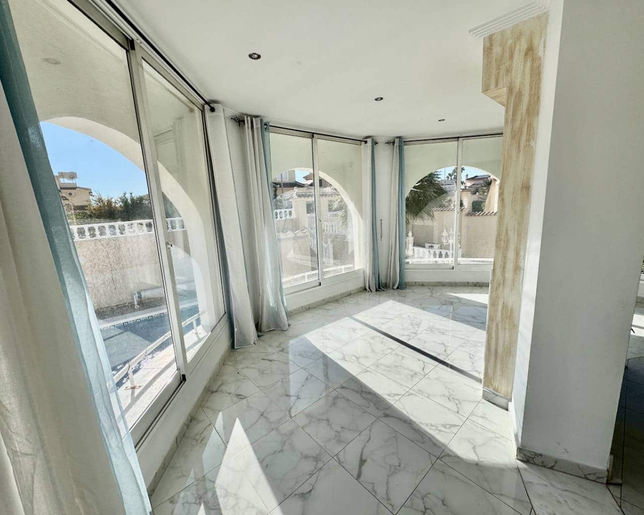 4 bedroom Villa for sale in Ciudad Quesada with pool - € 375,000 (Ref: 8745692)