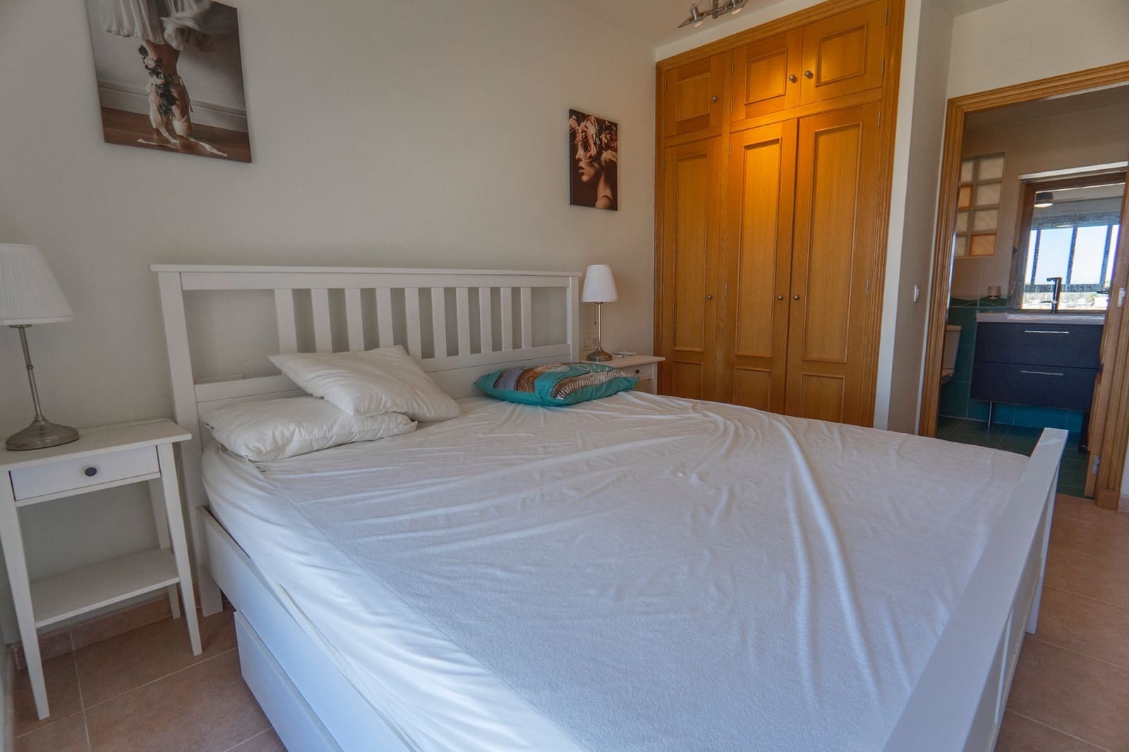 3 soveværelse Lejlighed til salg i Guardamar del Segura med swimmingpool - € 340.000 (Ref: 9014325)